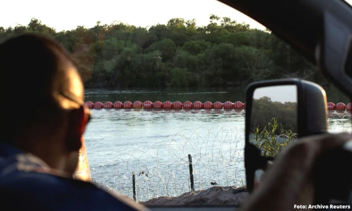 Agentes de Texas tienen la orden de empujar niños al Río Bravo: Houston Chronicle