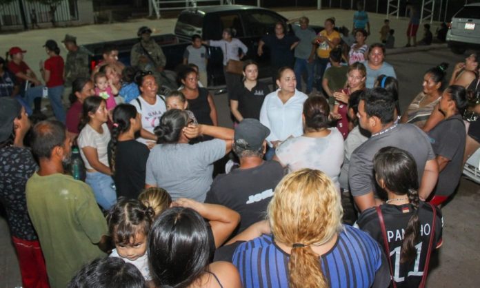 Mantiene Ayuntamiento de Guaymas labor coordinada y constante tras la tormenta