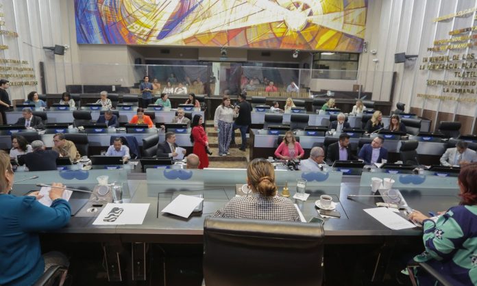 Congreso de Sonora apoya rescate del Mercado Municipal de Hermosillo