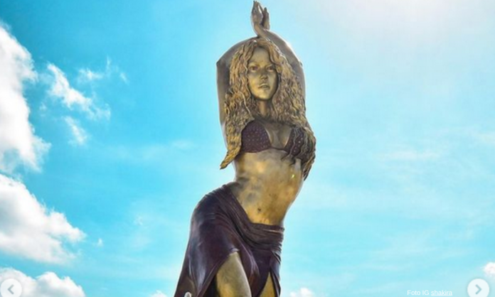 Reconocen a Shakira con estatua de más de seis metros en Barranquilla
