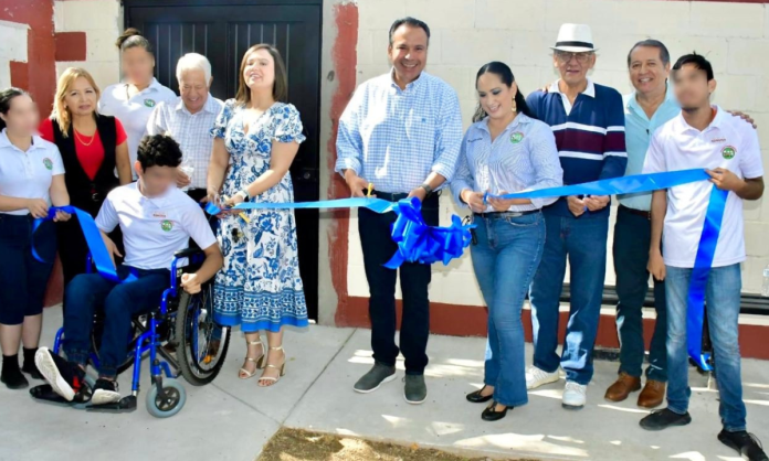 Reconoce comunidad escolar y vecinos de Las Villas apoyo de Toño Astiazarán